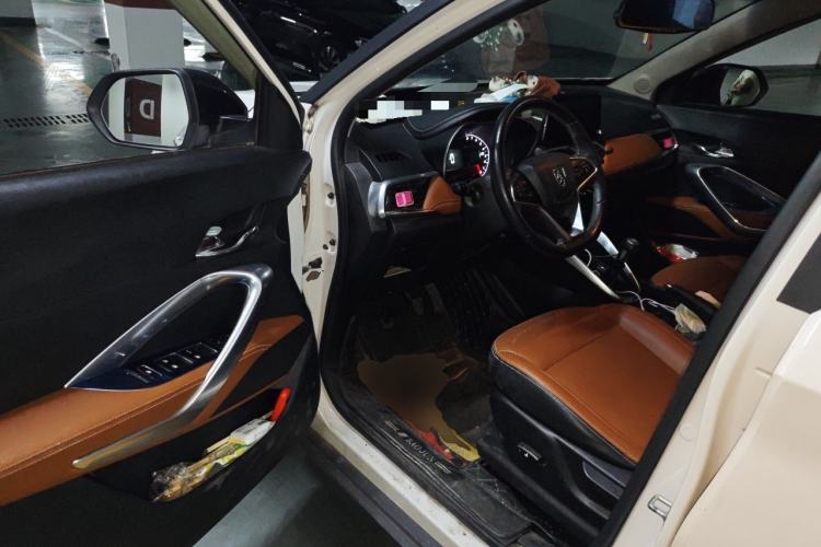 Used Baojun 510 2017 1.5L Manual Luxury Model Driver Seat