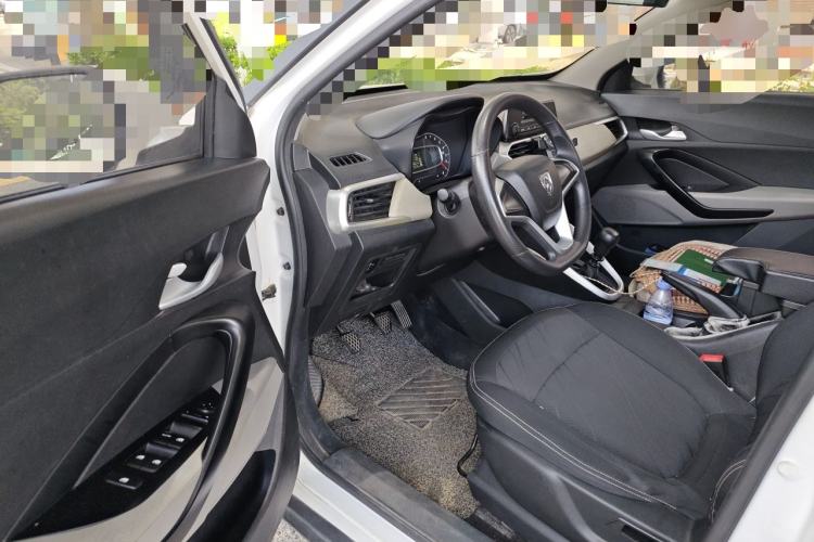 Used Baojun 510 2017 1.5L manual Comfort trim Driver Seat