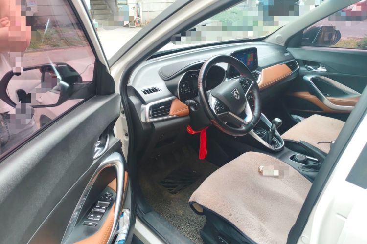 Used Baojun 510 2017 1.5L Manual Luxury Model Driver Seat