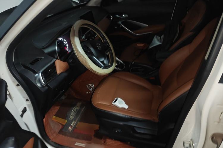 Used Baojun 510 2017 1.5L Automatic Luxury Model Driver Seat