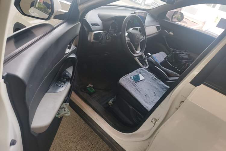 Used Baojun 510 2017 1.5L manual Comfort trim Driver Seat