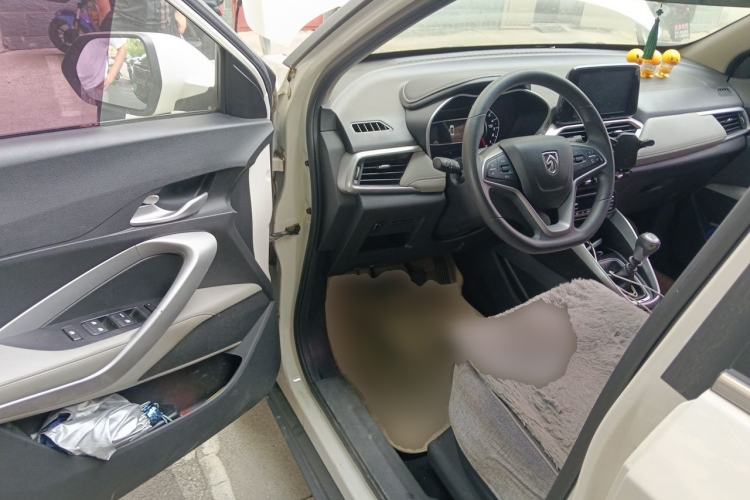 Used Baojun 510 2017 1.5L manual Comfort trim Driver Seat
