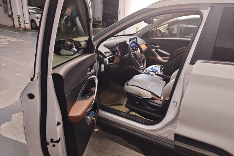 Used Baojun 510 2017 1.5L Automatic Luxury Model Driver Seat