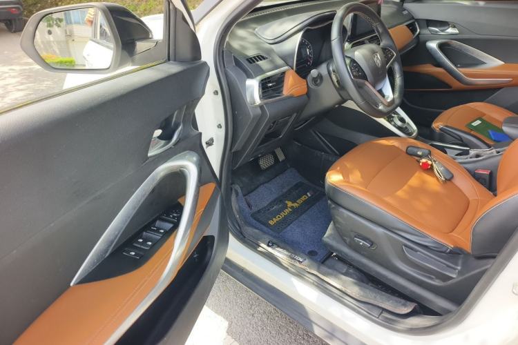 Used Baojun 510 2017 1.5L Automatic Luxury Model Driver Seat