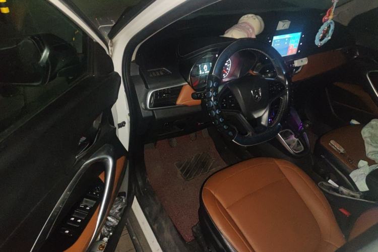 Used Baojun 510 2017 1.5L Manual Luxury Model Driver Seat