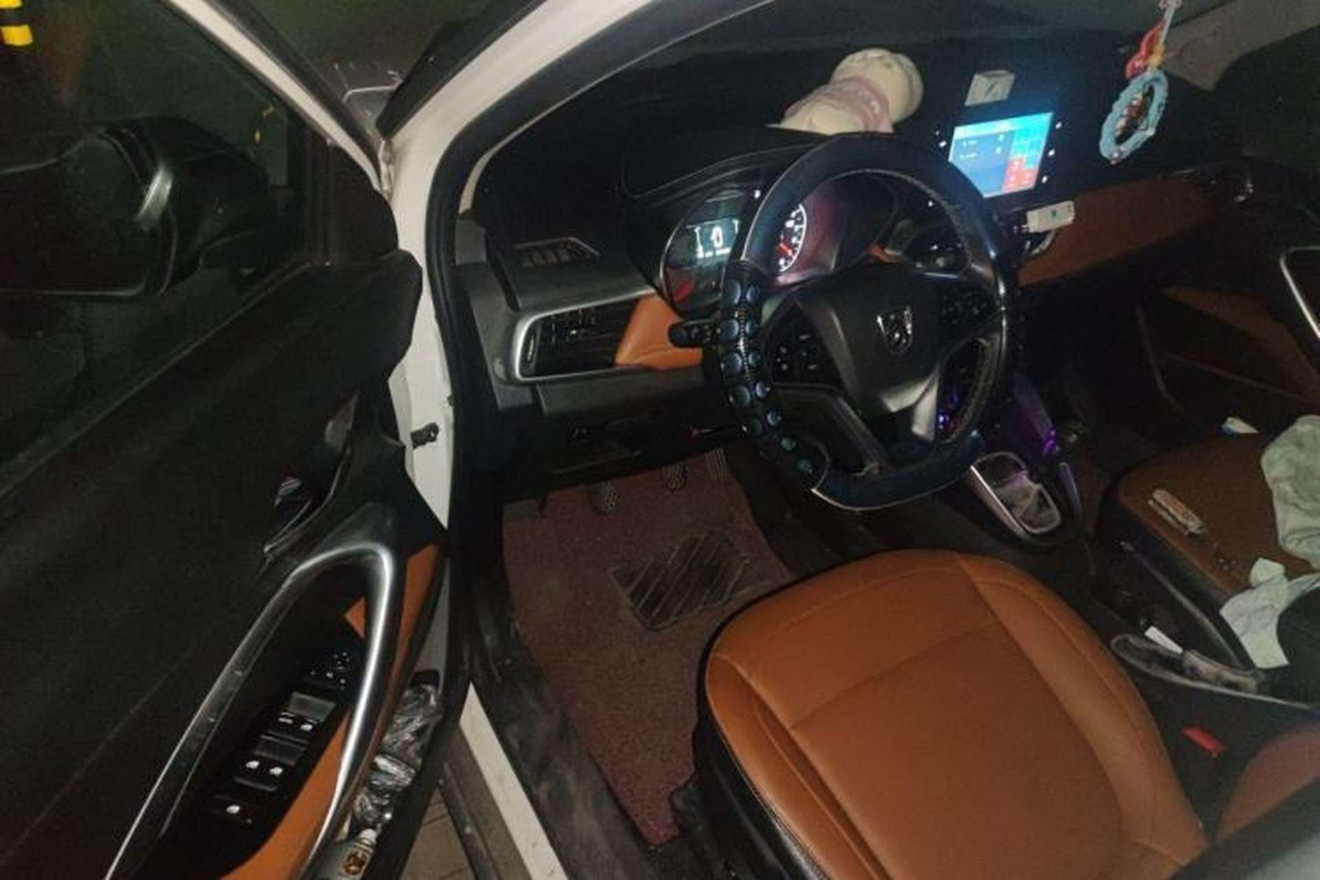 Used Baojun 510 2017 1.5L Manual Luxury Model Driver Seat