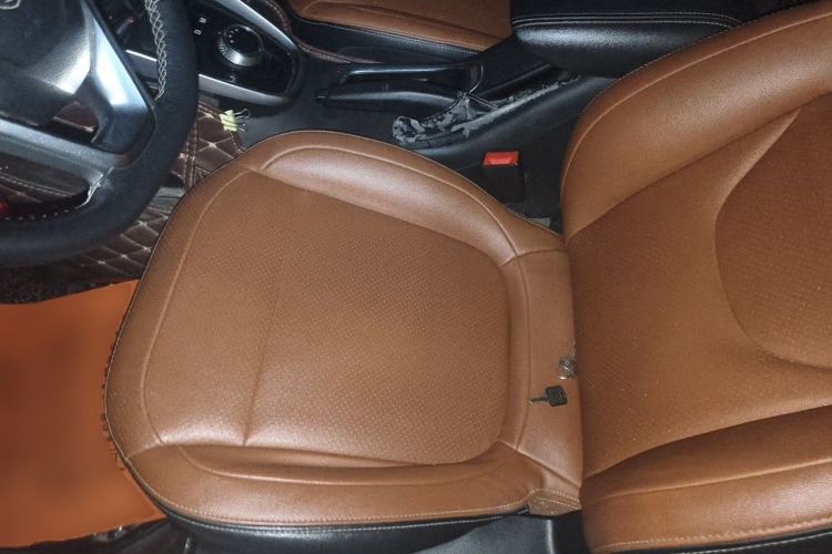 Used Baojun 510 2017 1.5L Automatic Luxury Model Driver Seat