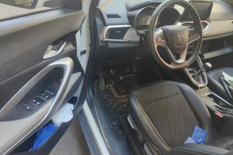 Used Baojun 510 2017 1.5L manual Comfort trim Driver Seat