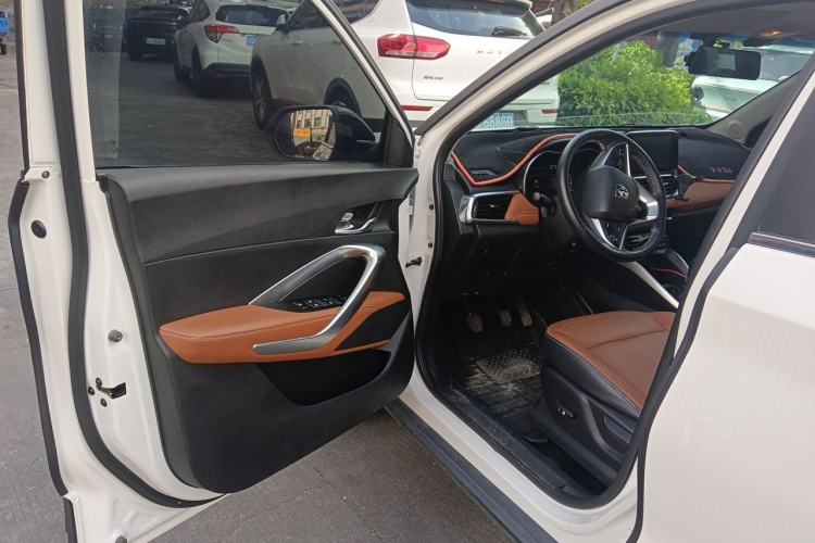 Used Baojun 510 2017 1.5L Manual Luxury Model Driver Seat