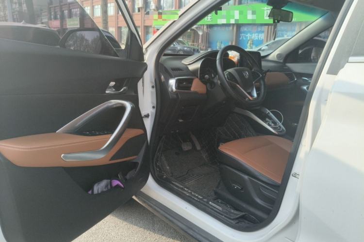 Used Baojun 510 2017 1.5L Automatic Luxury Model Driver Seat