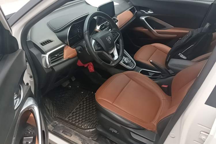 Used Baojun 510 2017 1.5L Automatic Luxury Model Driver Seat