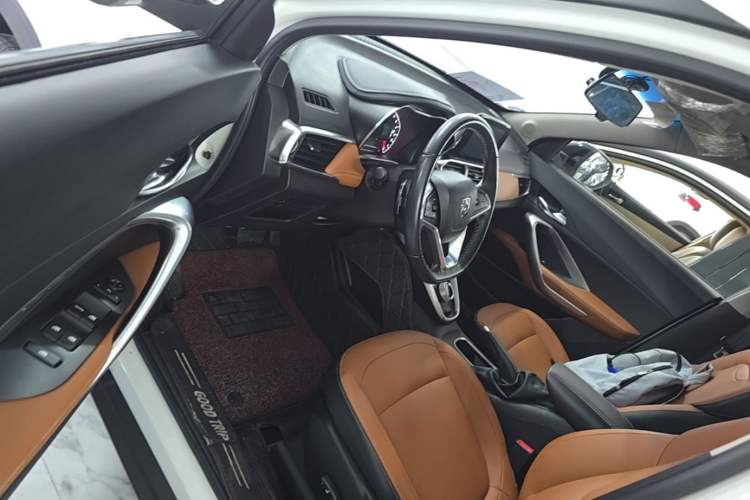 Used Baojun 510 2017 1.5L Automatic Luxury Model Driver Seat