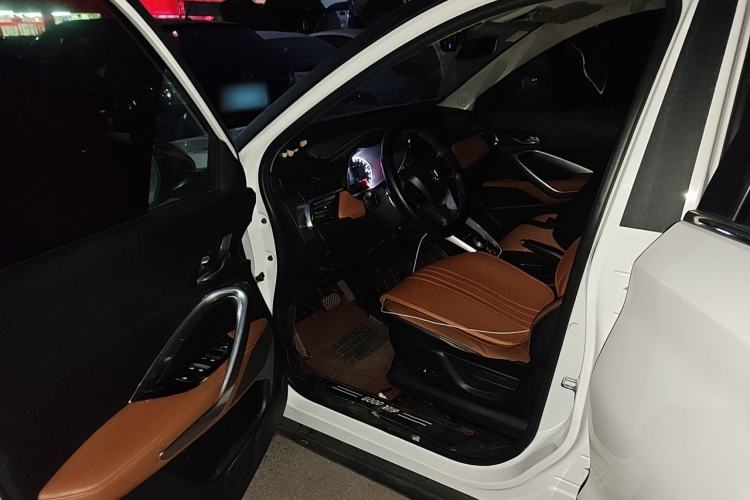 Used Baojun 510 2017 1.5L Automatic Luxury Model Driver Seat