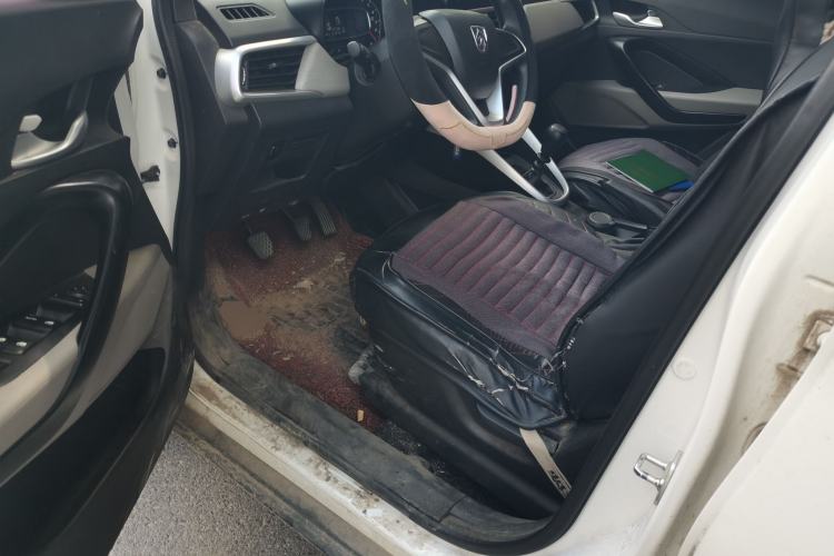Used Baojun 510 2017 1.5L manual Comfort trim Driver Seat