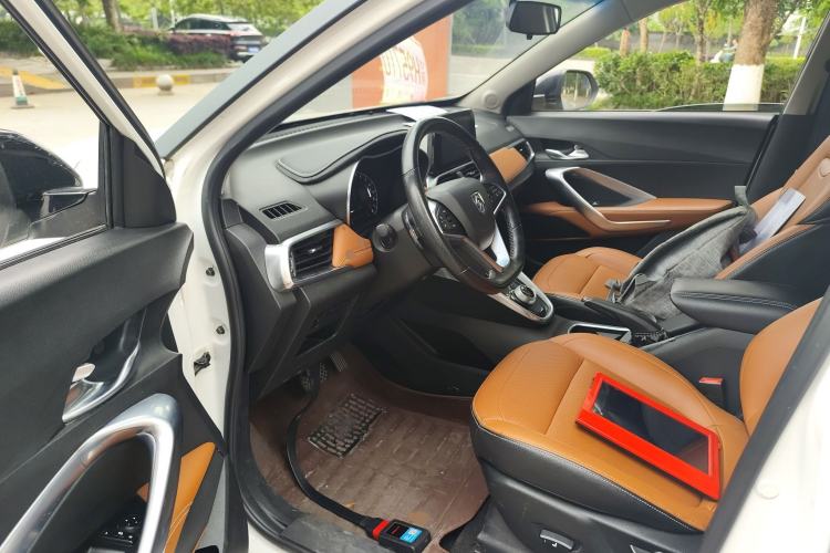 Used Baojun 510 2017 1.5L Automatic Luxury Model Driver Seat