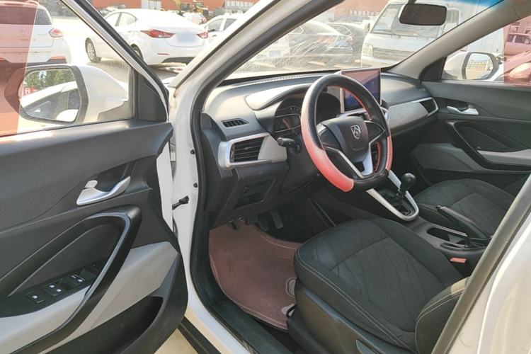 Used Baojun 510 2017 1.5L manual Comfort trim Driver Seat