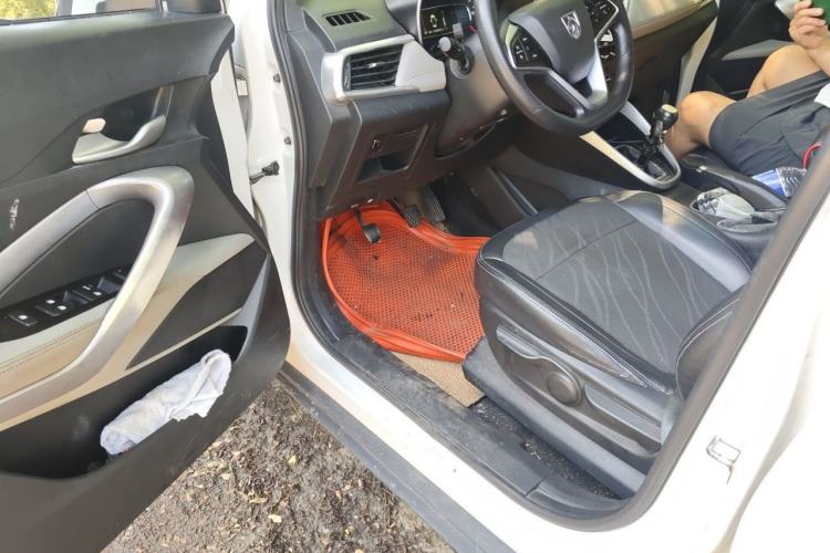 Used Baojun 510 2017 1.5L Manual Fashion Model Driver Seat