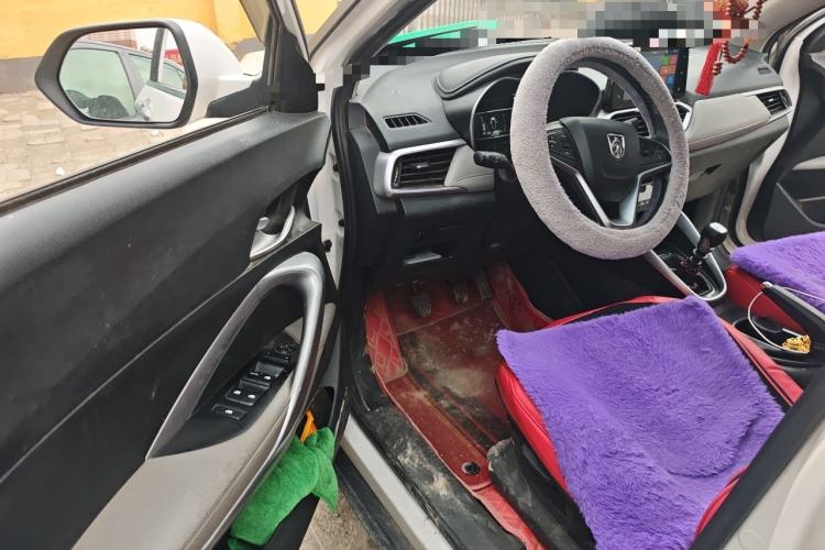 Used Baojun 510 2017 1.5L manual Comfort trim Driver Seat