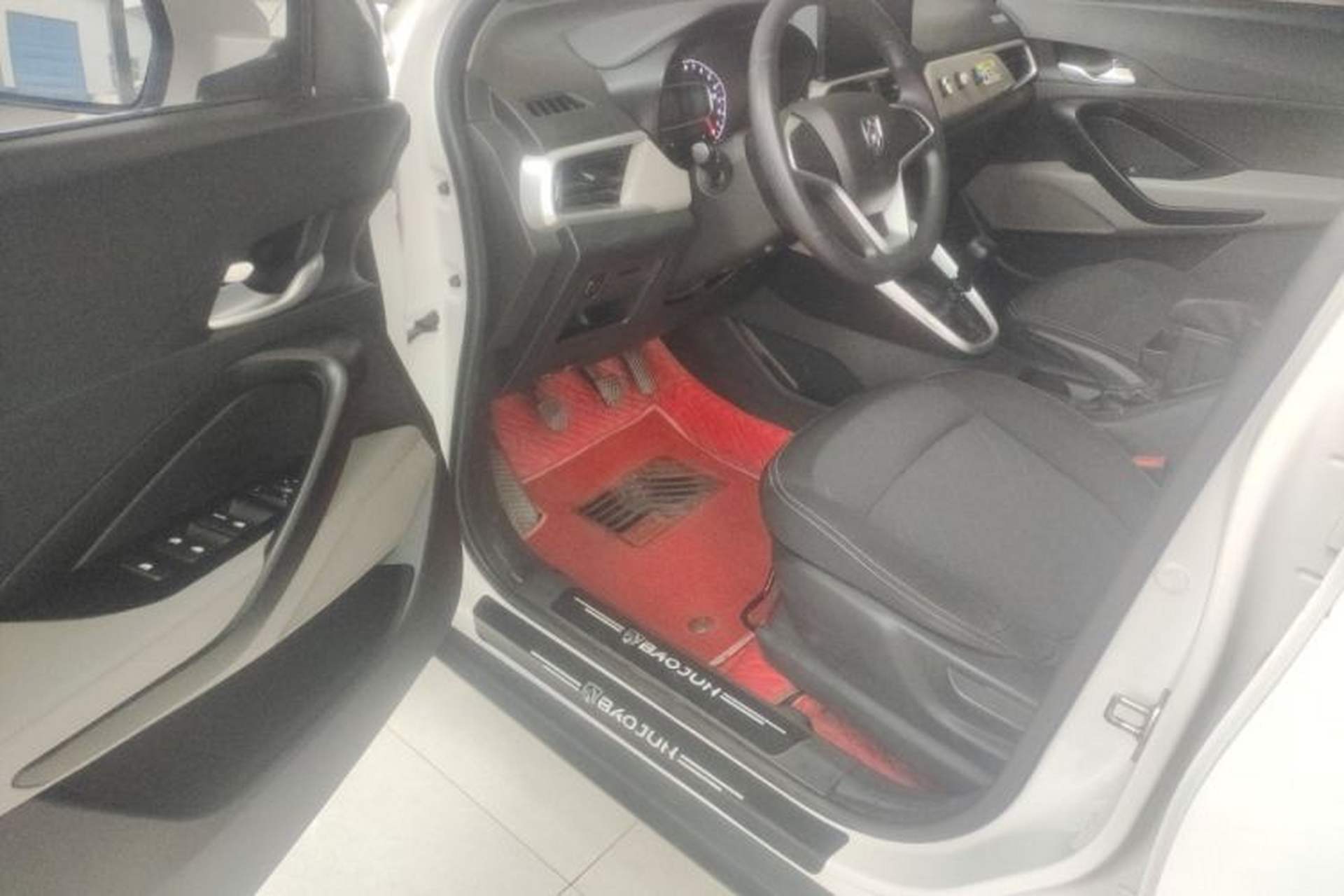 Used Baojun 510 2017 1.5L manual Comfort trim Driver Seat