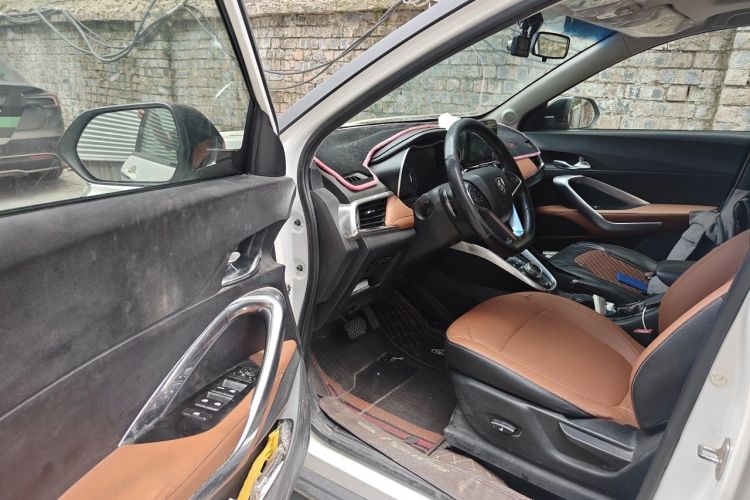 Used Baojun 510 2017 1.5L Automatic Luxury Model Driver Seat