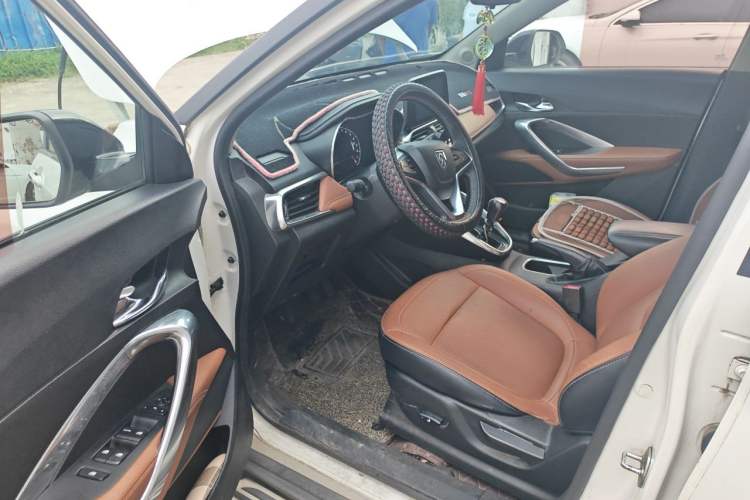Used Baojun 510 2017 1.5L Manual Luxury Model Driver Seat
