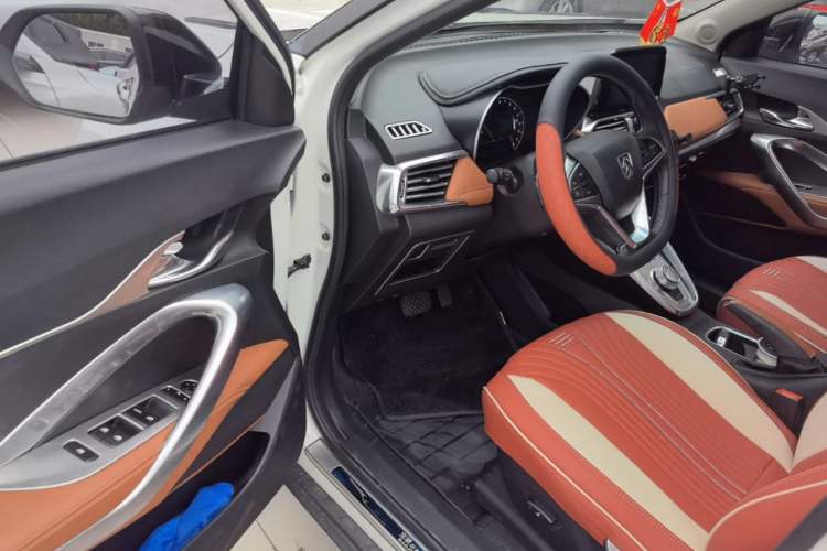 Used Baojun 510 2017 1.5L Automatic Luxury Model Driver Seat