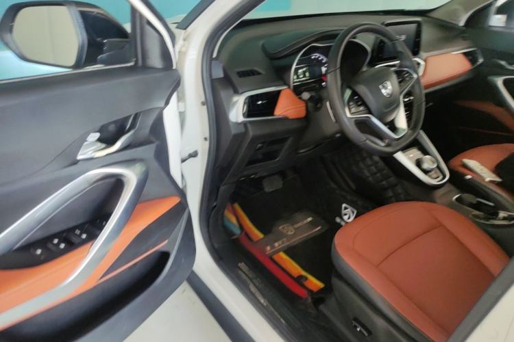 Used Baojun 510 2017 1.5L Automatic Luxury Model Driver Seat