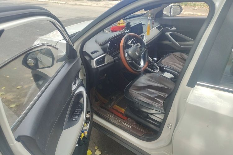 Used Baojun 510 2017 1.5L manual Comfort trim Driver Seat
