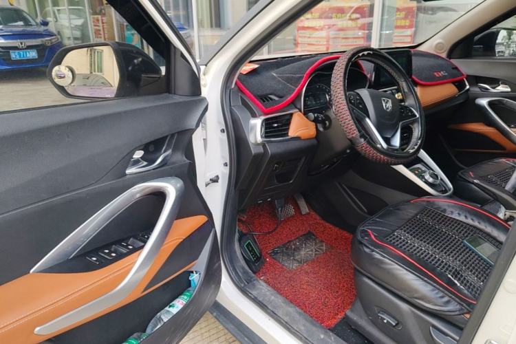 Used Baojun 510 2017 1.5L Automatic Luxury Model Driver Seat