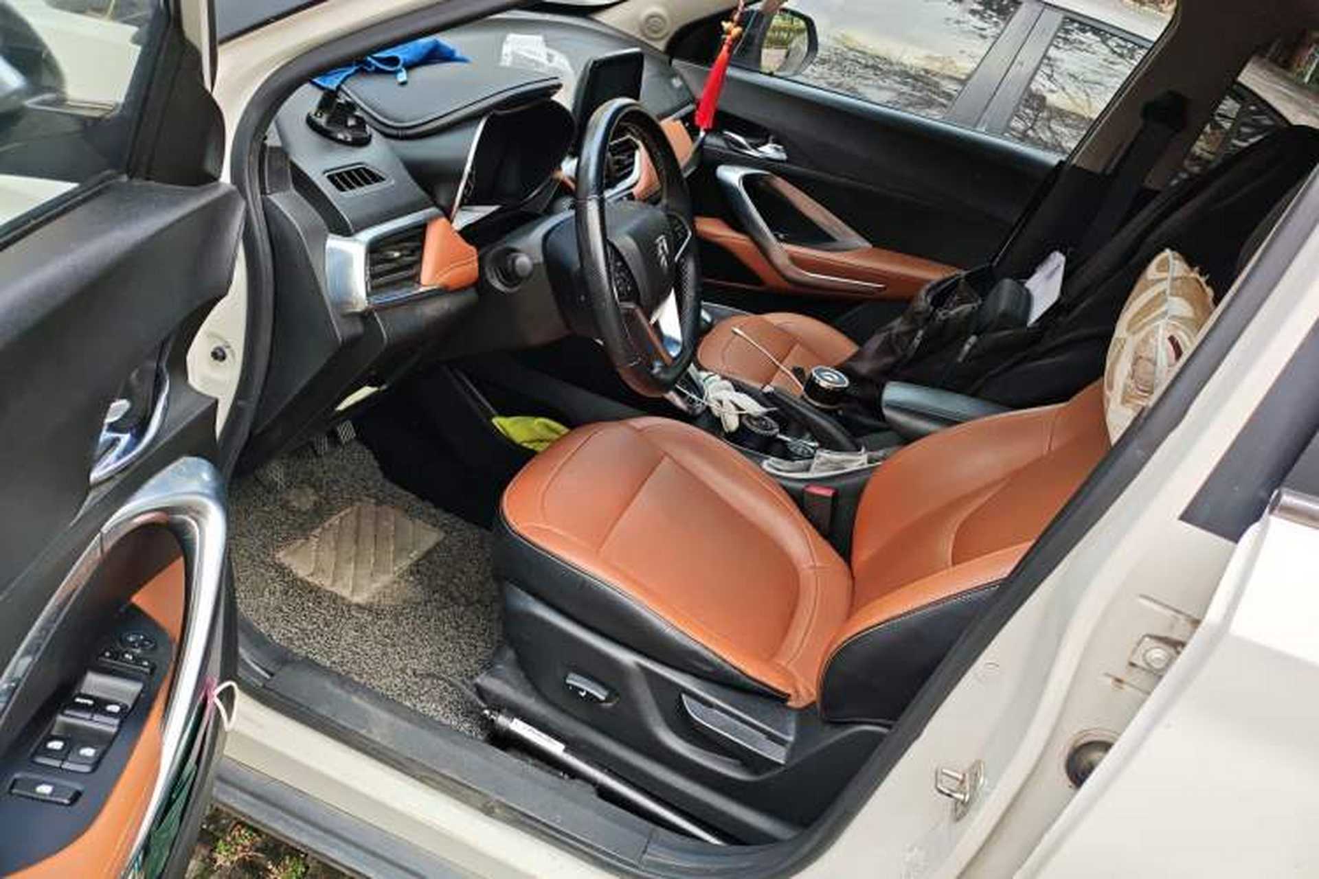 Used Baojun 510 2017 1.5L Manual Luxury Model Driver Seat