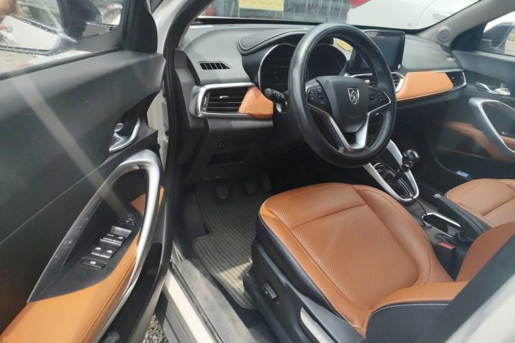 Used Baojun 510 2017 1.5L Manual Luxury Model Driver Seat
