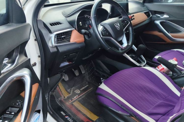 Used Baojun 510 2017 1.5L Manual Luxury Model Driver Seat