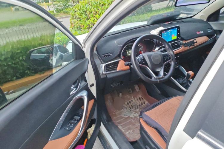 Used Baojun 510 2017 1.5L Manual Luxury Model Driver Seat