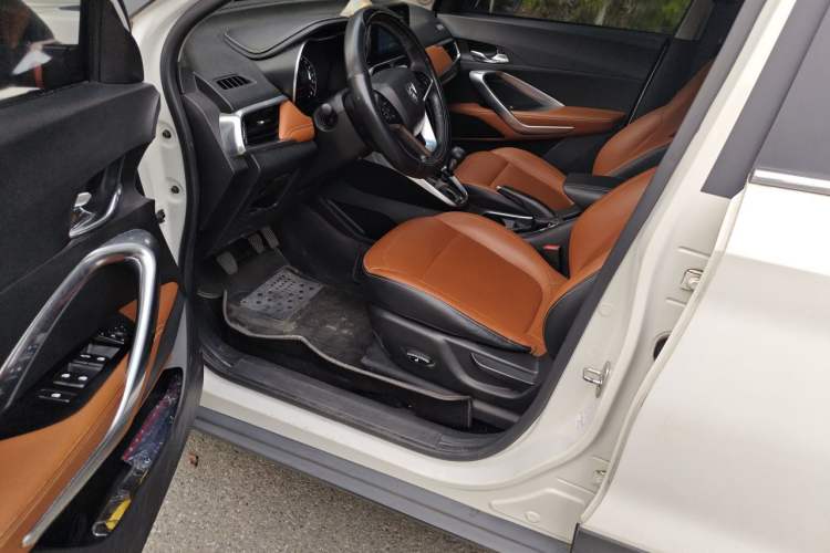 Used Baojun 510 2017 1.5L Manual Luxury Model Driver Seat
