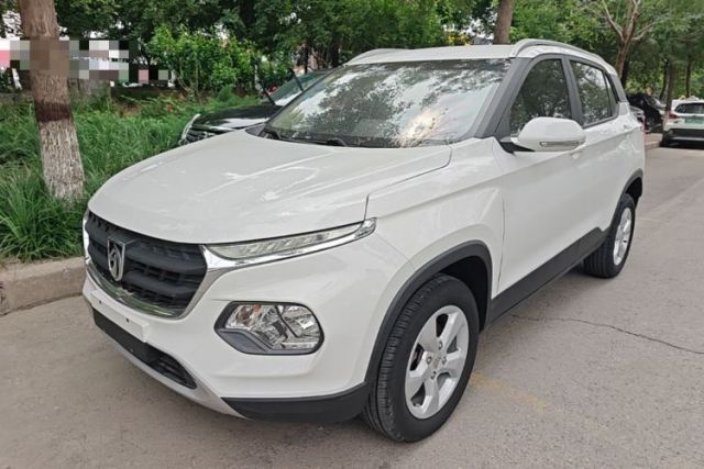 Used Baojun 510 2017 1.5L manual Comfort trim