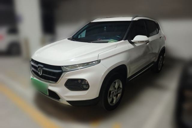 Used Baojun 510 2017 1.5L Automatic Fashion Model
