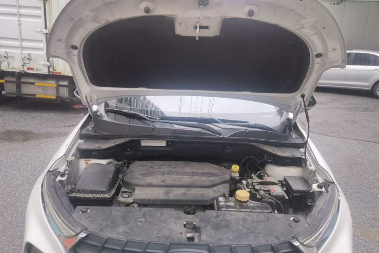 Used Baojun 510 2017 1.5L Automatic Luxury Model Engine Bay