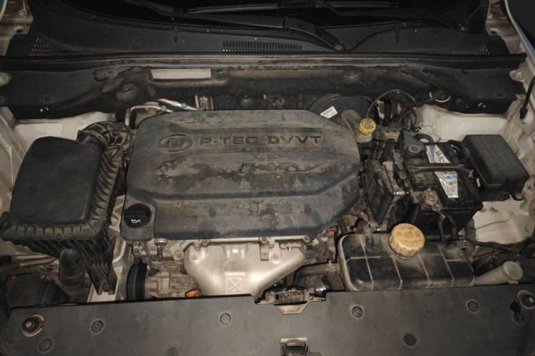 Used Baojun 510 2017 1.5L Automatic Luxury Model Engine Bay