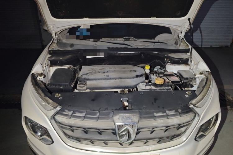 Used Baojun 510 2017 1.5L manual Comfort trim Engine Bay