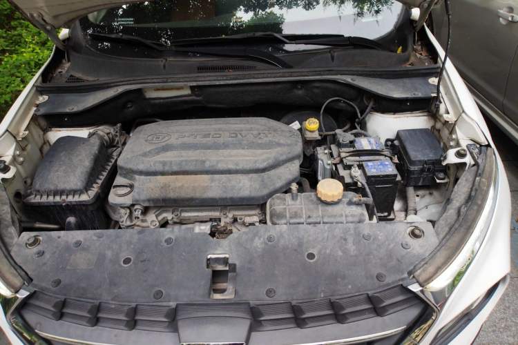 Used Baojun 510 2017 1.5L Manual Luxury Model Engine Bay