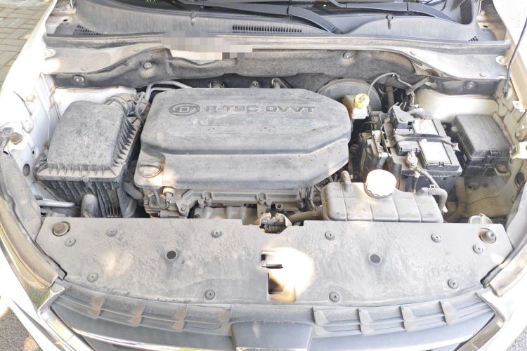 Used Baojun 510 2017 1.5L Automatic Fashion Model Engine Bay