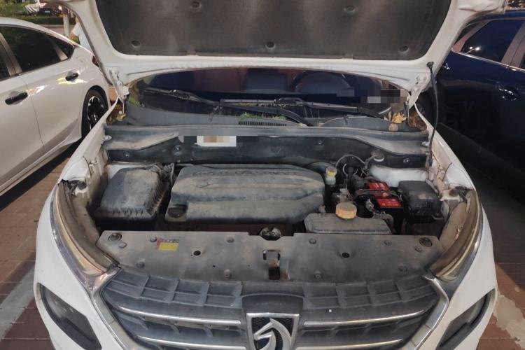 Used Baojun 510 2017 1.5L Automatic Luxury Model Engine Bay