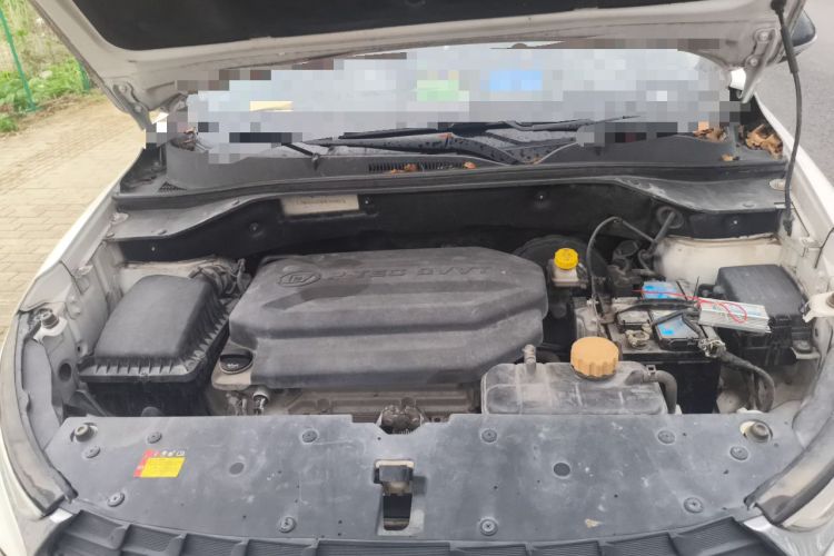 Used Baojun 510 2017 1.5L Manual Luxury Model Engine Bay