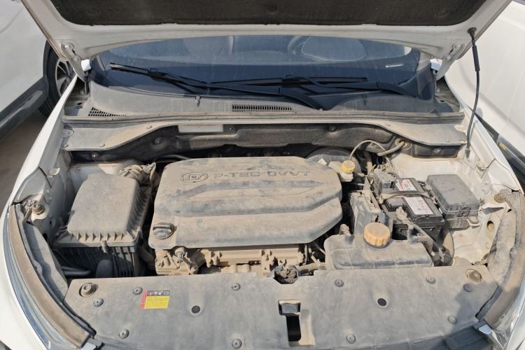 Used Baojun 510 2017 1.5L Automatic Fashion Model Engine Bay