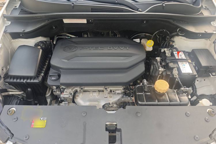 Used Baojun 510 2017 1.5L Automatic Fashion Model Engine Bay