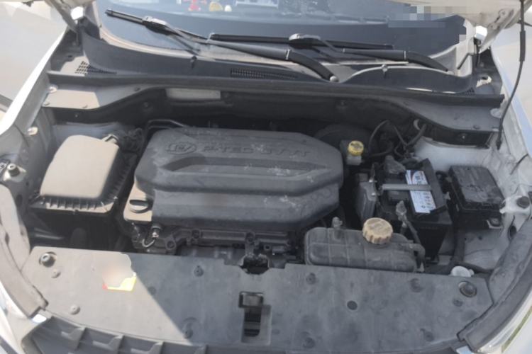 Used Baojun 510 2017 1.5L Manual Fashion Model Engine Bay