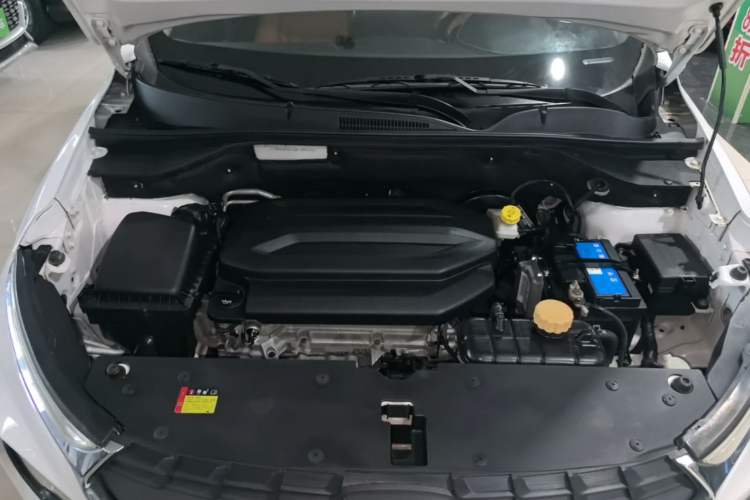 Used Baojun 510 2017 1.5L Manual Luxury Model Engine Bay