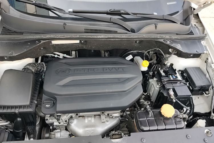 Used Baojun 510 2017 1.5L Manual Fashion Model Engine Bay
