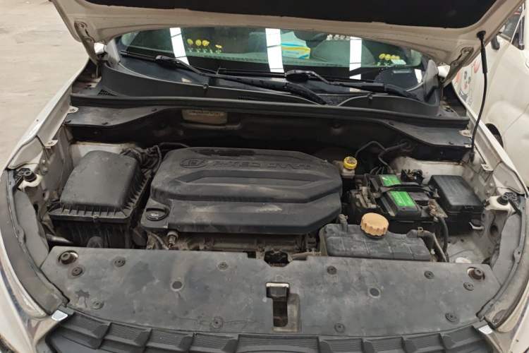 Used Baojun 510 2017 1.5L Automatic Luxury Model Engine Bay