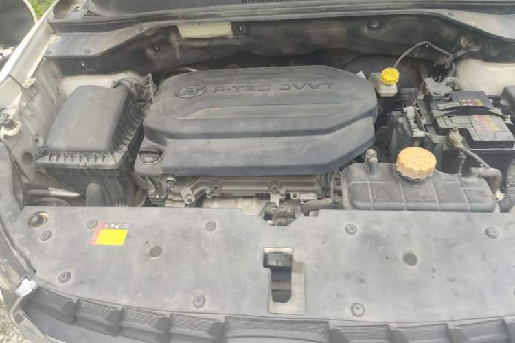 Used Baojun 510 2017 1.5L Automatic Luxury Model Engine Bay